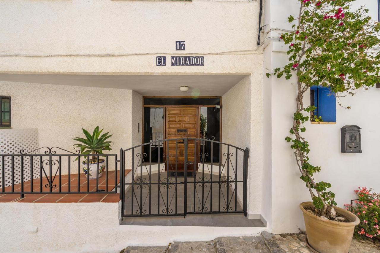 Sun Apartment Алтеа Екстериор снимка